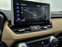 Toyota RAV4 2.5 Hybrid AWD Executive Premium | 1.650 KG Trekgewicht | Beige Leder | Trekhaak | Memory Seat | Stoel + Stuur + Voorruitverwarming | SL 97