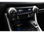 Toyota RAV4 2.5 Hybrid AWD Bi-Tone | Navigatie | 360 camera | Digitale binnenspiegel | Dodehoek detectie | Apple Carplay / Android Auto