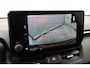Toyota RAV4 2.5 Hybrid AWD Bi-Tone | Navigatie | 360 camera | Digitale binnenspiegel | Dodehoek detectie | Apple Carplay / Android Auto