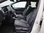 Volkswagen Taigo 1.0 TSI R-Line Business Automaat | 18 Inch Velgen | panorama dak | Camera | Parkeersensoren | Navigatie | Stoelverwarming |