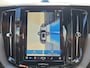 Volvo XC60 2.0 T8 Plug-in hybrid AWD Plus Black Edition | Luchtvering | Bowers & Wilkins Audio | Extra getint glas | Head-up Display | 360 graden camera |