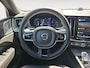 Volvo XC60 2.0 T8 Plug-in hybrid AWD Plus Black Edition | Luchtvering | Bowers & Wilkins Audio | Extra getint glas | Head-up Display | 360 graden camera |