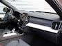 Volvo XC90 2.0 T8 Plug-in hybrid AWD Ultra Dark Automaat / Panoramadak / Bowers&Wilkens audio / Luchtvering / Trekhaak / Privacy Glass / 360* camera