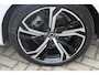 Volvo V60 T6 350PK Plug-in hybrid AWD Plus Bright Long Range / 19" lichtmetalen velgen / Harman Kardon Audio / Adaptieve Cruise Control / Elektrisch verstelbare voorstoelen met geheugen