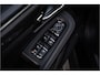 Porsche Macan 3.0 S - Facelift l Carbon l Alcantara Hemel l Panorama | Luchtv. | Elek. Trekhaak