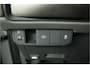 Kia EV3 Air 58.3 kWh - Adaptive cruise control - Apple Carplay/Android Auto - Bluetooth - Navigatie - Achteruitrij camera - Fabrieksgarantie t/m 30-05-2032    1