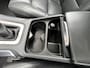 Volvo V70 2.0T Momentum Handgeschakeld - Leder - Parkeerhulp voor + achter - 17'' Lichtmetaal - Trekhaak - Zeer goed onderhouden Auto
