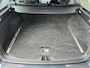 Volvo V70 2.0T Momentum Handgeschakeld - Leder - Parkeerhulp voor + achter - 17'' Lichtmetaal - Trekhaak - Zeer goed onderhouden Auto