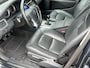 Volvo V70 2.0T Momentum Handgeschakeld - Leder - Parkeerhulp voor + achter - 17'' Lichtmetaal - Trekhaak - Zeer goed onderhouden Auto