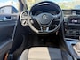 Volkswagen Golf Variant 1.2 TSI Business Edition met elec panoramadak en parkeersensoren / camera en navigatie en bluetooth