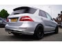 Mercedes-Benz ML-klasse 350 | 4MATIC | AMG Pakket | Camera | Schuifdak | Cruise control | Memory stoelen | 22 inch | Trekhaak |