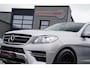 Mercedes-Benz ML-klasse 350 | 4MATIC | AMG Pakket | Camera | Schuifdak | Cruise control | Memory stoelen | 22 inch | Trekhaak |