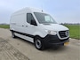 Mercedes-Benz Sprinter 317 1.9 CDI L2 H2 RWD - AUTOMAAT - 170 Pk - Euro 6 - MBUX - ParkeerCamera - StoelVerwarming