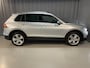 Volkswagen Tiguan 1.4 TSI eHybrid Elegance 19"/Panoramadak/Trekhaak/IQ Lights/Dodehoek/Camera/Adaptieve cruise/Elektrische klep/Stoel + stuurverwarming