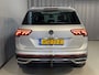 Volkswagen Tiguan 1.4 TSI eHybrid Elegance 19"/Panoramadak/Trekhaak/IQ Lights/Dodehoek/Camera/Adaptieve cruise/Elektrische klep/Stoel + stuurverwarming