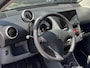 Peugeot 107 1.0-12V Millesim 200 - 5Drs Navigatie / Apple CarPlay I Airco I Comfort pakket I Dealer onderhouden