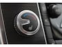 Volvo V70 T4 AUT6 190PK Polar+, Lederen bekleding, Stoelverwarming, Elektrische stoelverstelling met geheugen, Standkachel , Volvo On Call, 17 inch LM velgen, Elektrisch schuifkanteldak