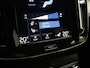 Volvo XC40 T2 130pk Automaat Business Pro / Adapt. Cruise / BLIS / Stoel + Stuurw. Verwarming / Mistlampen / 18'' + all season banden / PDC + Camera / Lane Keeping Aid / DAB / El. Achterklep /