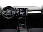 Volvo XC40 T2 130pk Automaat Business Pro / Adapt. Cruise / BLIS / Stoel + Stuurw. Verwarming / Mistlampen / 18'' + all season banden / PDC + Camera / Lane Keeping Aid / DAB / El. Achterklep /