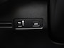 Volvo XC40 T2 130pk Automaat Business Pro / Adapt. Cruise / BLIS / Stoel + Stuurw. Verwarming / Mistlampen / 18'' + all season banden / PDC + Camera / Lane Keeping Aid / DAB / El. Achterklep /