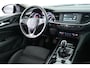 Opel Insignia Grand Sport 1.5 Turbo Business Executive | Trekhaak | Stoel-/Stuurverwarming | Climate Control | Keyless | AGR Stoelen | Camera | Parkeersensoren | Dodehoek Detectie | Navigatie