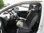 Renault Twingo 1.2 16V 75pk ECO² Night & Day / Cruise - Control / Variabele Achterstoelen / 1e eigenaar