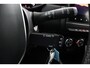 Renault Clio TCe 100 Zen | Navigatie | Parkeersensoren achter | Airco | Cruise Control | Apple Carplay | Android Auto | LED koplampen |