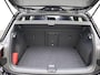 Volkswagen Golf 1.5eTSI/150PK R-Line Blackstyle DSG · Navigatie · Camera + Parkeersensoren · App connect · Garantie tot september 2025