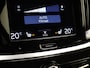 Volvo V60 T4 190pk Automaat R-Design / Elektr. Bestuurdersstoel / Elektr. Trekhaak / Stoelverwarming / Sportleder / 18'' + All Season / Achterbank verwarming / Apple CarPlay /