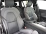 Volvo V60 T4 190pk Automaat R-Design / Elektr. Bestuurdersstoel / Elektr. Trekhaak / Stoelverwarming / Sportleder / 18'' + All Season / Achterbank verwarming / Apple CarPlay /