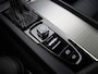 Volvo V60 T4 190pk Automaat R-Design / Elektr. Bestuurdersstoel / Elektr. Trekhaak / Stoelverwarming / Sportleder / 18'' + All Season / Achterbank verwarming / Apple CarPlay /