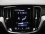 Volvo V60 T4 190pk Automaat R-Design / Elektr. Bestuurdersstoel / Elektr. Trekhaak / Stoelverwarming / Sportleder / 18'' + All Season / Achterbank verwarming / Apple CarPlay /