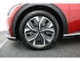 Kia EV6 58 kWh Light Edition - Stoelverwarming - Navigatie - LED koplampen - Privacy Glass - Fabrieksgarantie tot 04-2029