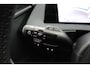 Kia EV6 58 kWh Light Edition - Stoelverwarming - Navigatie - LED koplampen - Privacy Glass - Fabrieksgarantie tot 04-2029