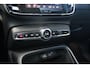 Volvo EC40 Single Motor Extended Range Ultra Black Ed. 82 kWh | Elektrisch bedienbare bestuurdersstoel met geheugen | Verwarmbare voorstoelen + Stuurwiel | 360-Camera | Premium Audio by Harman Kardon | Warmtepomp | Adaptieve Cruise Control met Pilot Assist | Glazen panoramisch dak | Extra getint glas achter| Blind Spot Information System | Google Services | Zwarte 20'' Lichtmetalen wielen