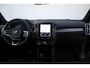 Volvo EC40 Single Motor Extended Range Ultra Black Ed. 82 kWh | Elektrisch bedienbare bestuurdersstoel met geheugen | Verwarmbare voorstoelen + Stuurwiel | 360-Camera | Premium Audio by Harman Kardon | Warmtepomp | Adaptieve Cruise Control met Pilot Assist | Glazen panoramisch dak | Extra getint glas achter| Blind Spot Information System | Google Services | Zwarte 20'' Lichtmetalen wielen