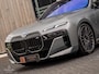 BMW 7-Serie M760e xDrive / Iconic Glow / Pano / B&W audio / Massage