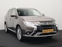 Mitsubishi Outlander 2.4 Intense Plug In Hybrid Dealer O.H PHEV | Alcantara Sportstoelen Verwarmd | Keyless | Navi Full Map | Camera | Apple Carplay | PDC V + A |