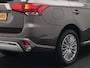Mitsubishi Outlander 2.4 Intense Plug In Hybrid Dealer O.H PHEV | Alcantara Sportstoelen Verwarmd | Keyless | Navi Full Map | Camera | Apple Carplay | PDC V + A |