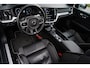 Volvo V60 2.0 T4 R-Design | Panoramadak | Lederen sportstoelen | Stoelverwarming | Parkeerverwarming | 360 graden camera