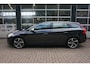 Volvo V60 1.6 T3 R-Design