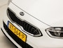 Kia Ceed Sportswagon 1.0 T-GDi Dynamic Sport (APPLE CARPLAY, GROOT NAVI, CAMERA, CLIMATE, SPORTSTOELEN, TREKHAAK, CRUISE, DAB+, NIEUWSTAAT)