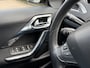 Peugeot 2008 1.2 PureTech 110pk Automaat Allure l PANO-DAK l ECC l NAVI l PDC l TREKHAAK l 58.000km