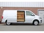 Volkswagen Transporter 2.0 TDI 150PK L2H1 BUMPERS IN KLEUR|PARKEERSENSOREN||CRUISE|SPORTVELGEN