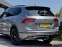 Volkswagen Tiguan Allspace 1.5 TSI AUT7 3X R-LINE BLACK-EDITION. VOL-LEDER PANODAK NAVI CAMERA DIGI-DASH APPLE-CARPLAY LED LMV PDC