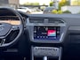 Volkswagen Tiguan Allspace 1.5 TSI AUT7 3X R-LINE BLACK-EDITION. VOL-LEDER PANODAK NAVI CAMERA DIGI-DASH APPLE-CARPLAY LED LMV PDC