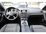 Mercedes-Benz C-klasse 180 K Avantgarde, NL, Boekjes, Automaat, Youngtimer, Clima, Cruise, Half leder, Parkeersensoren, Electrische stoelen, 17 inch lichtmetaal, 3 maanden garantie