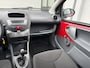 Toyota Aygo 1.0-12V Cool 5-Deurs 68 PK. Zeer betrouwbare en zuinige auto van de tweede eigenaar !!!