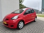Toyota Aygo 1.0-12V Cool 5-Deurs 68 PK. Zeer betrouwbare en zuinige auto van de tweede eigenaar !!!
