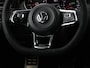 Volkswagen Golf 2.0 TSI GTI | Panoramadak | Stoelverwarming | Carplay | Camera | Sportstoelen | Climate control | Parkeerhulp | Cruise control | 19'' lichtmetalen velgen
